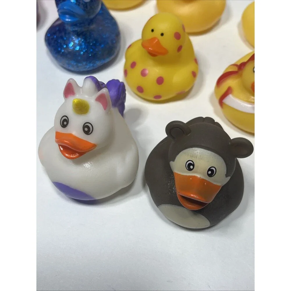 Lot of 14 Rubber Duckies, Jeep Ducking Party Favors Jeep Ducking